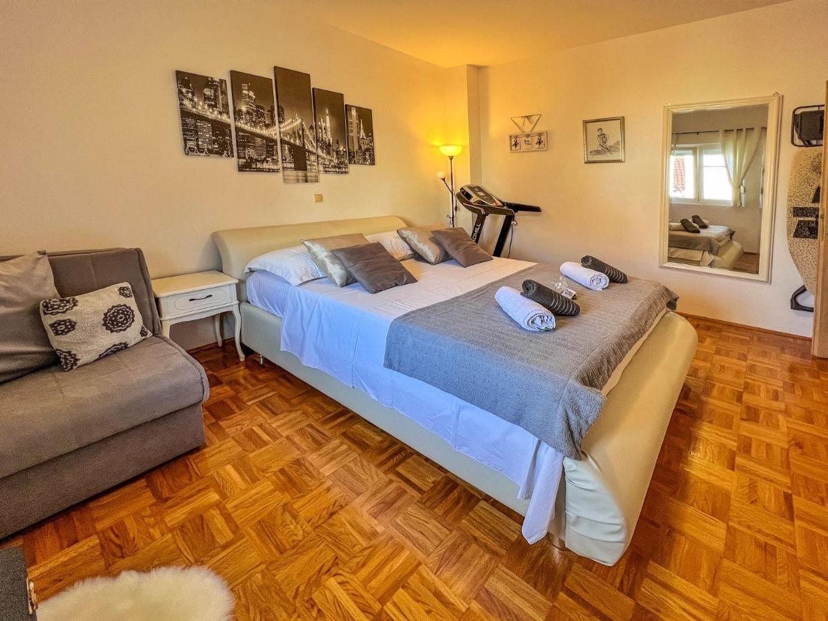 Apartman Zara Биоград-на-Мору Экстерьер фото
